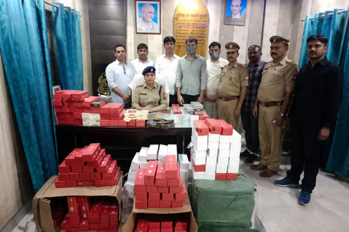 Lucknow police seized fake cigarettes worth 10 lakh with accused
